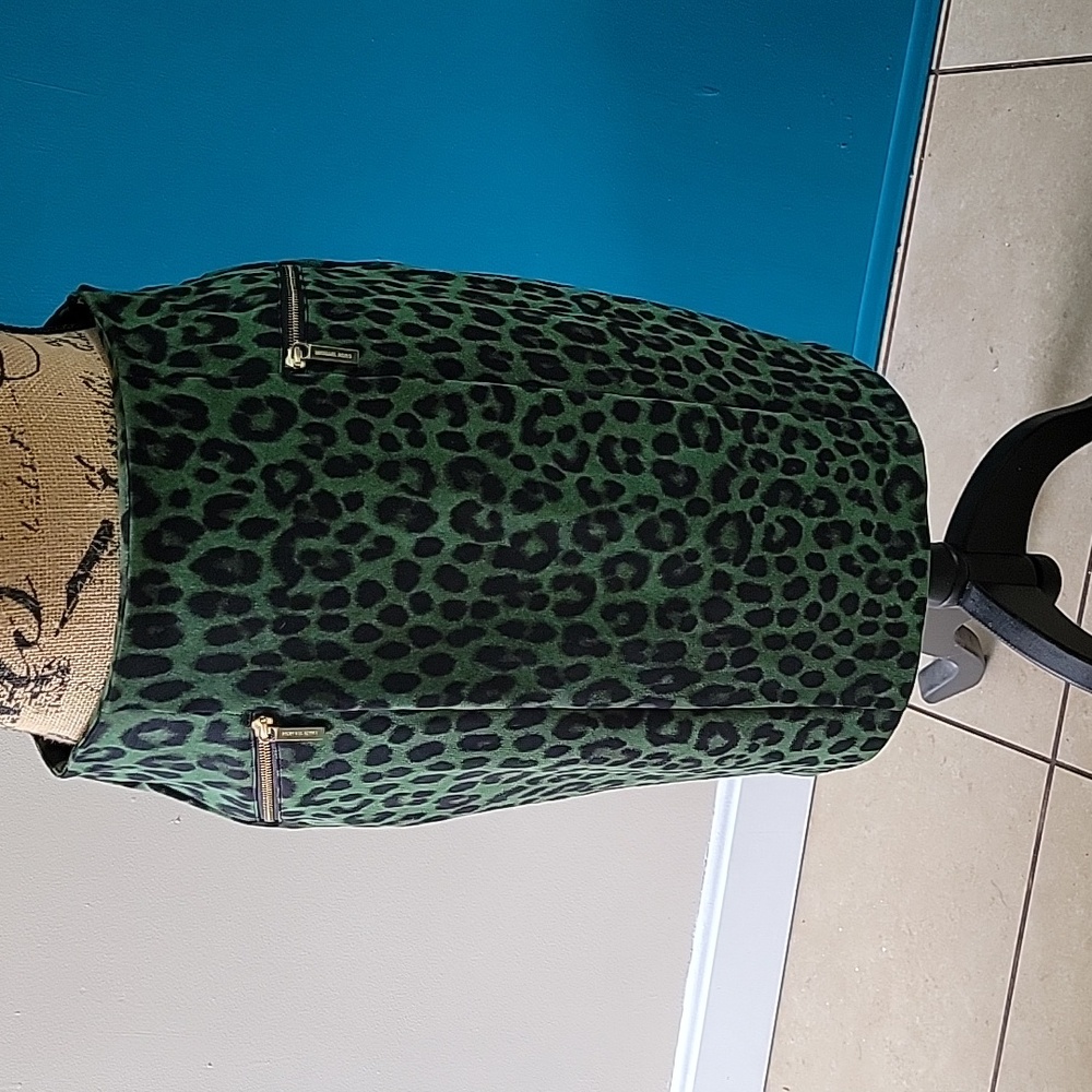 Michael Kors green animal print pencil skirt